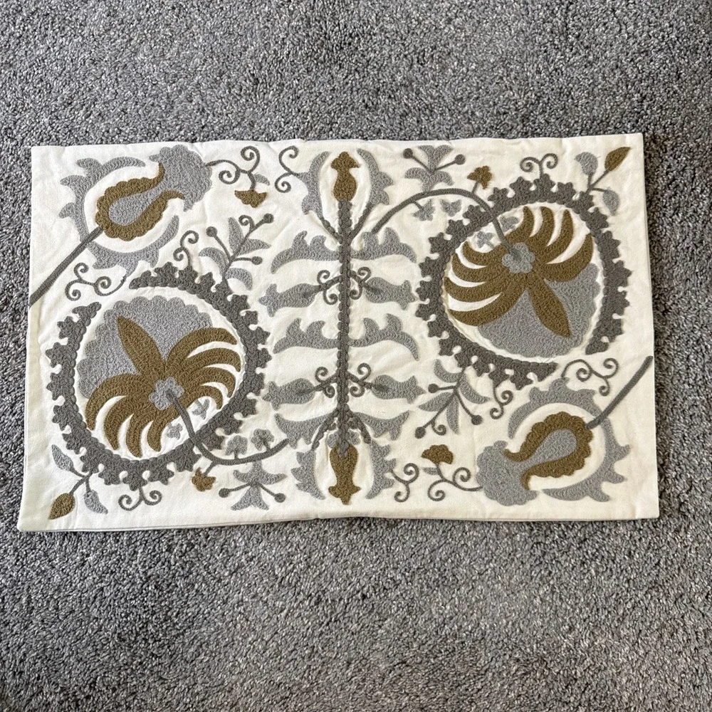 Pottery Barn Suzani Pillow Cover Muted Neutrals Sand Tan Embroidered 16 X 26